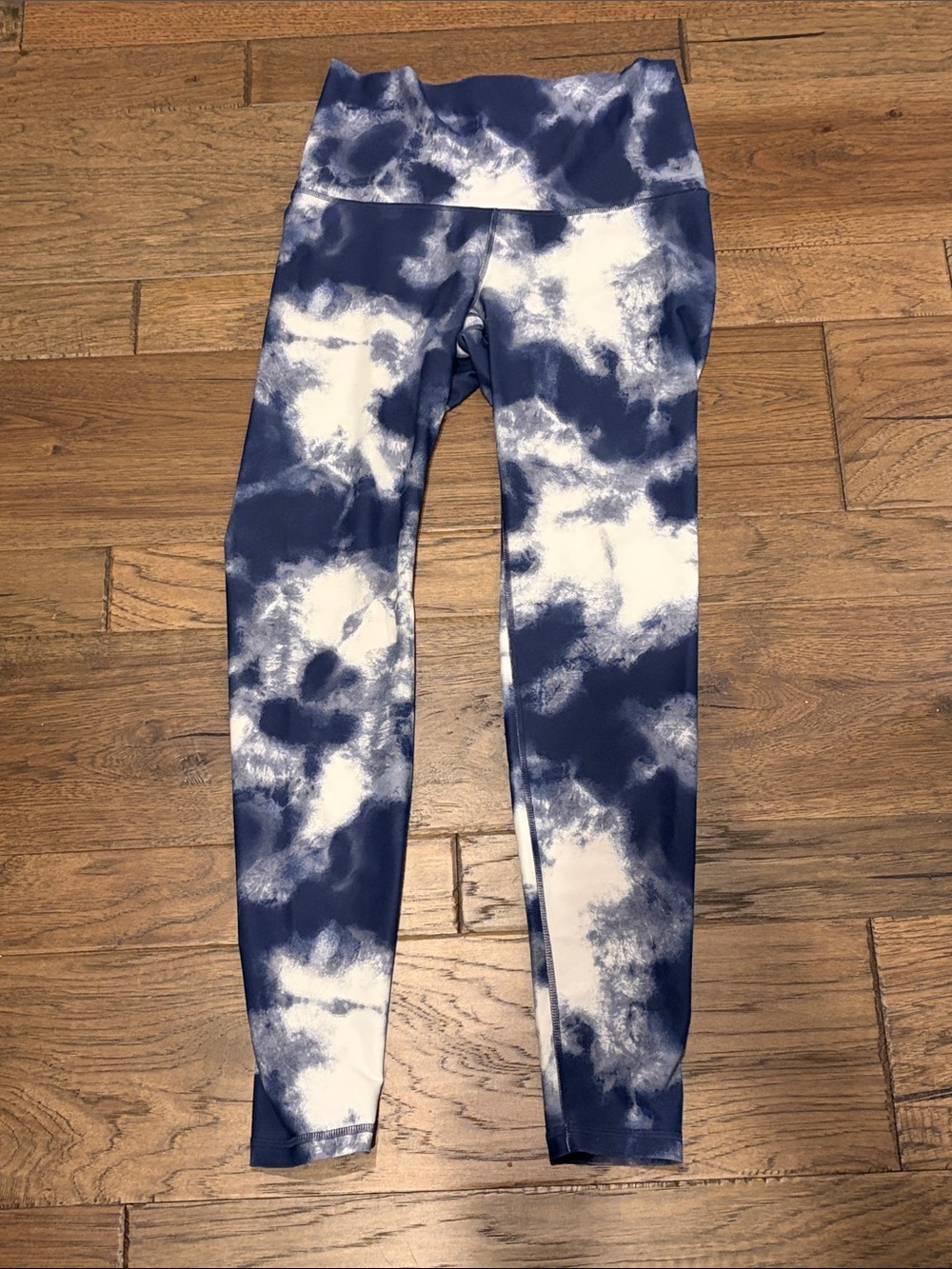 Old Navy Navy and White Tie-Dye High-Waist Leggings
